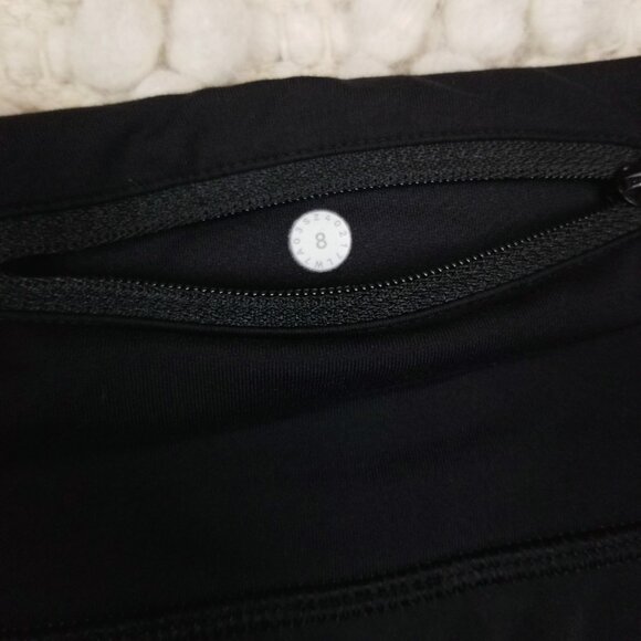 Lululemon Run Times Short *4-way Stretch 4" Black Sz 8 - Picture 5 of 5